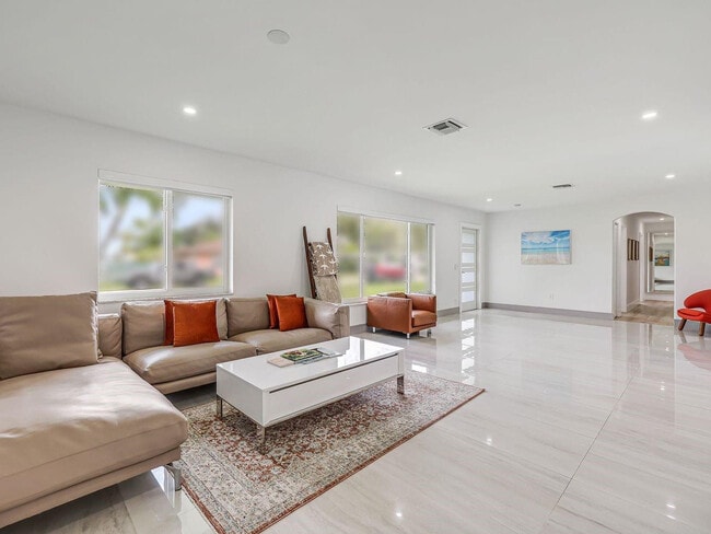 Photo - 16010 NW 37th Ct