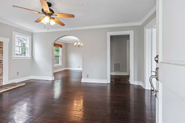 Photo - 1012 Cahal Ave