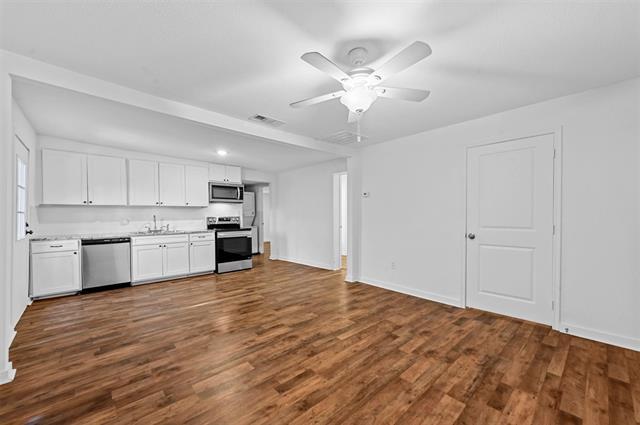 105 Short St