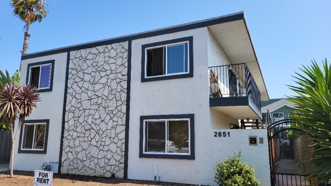 Building Photo - 2651 A St Rental