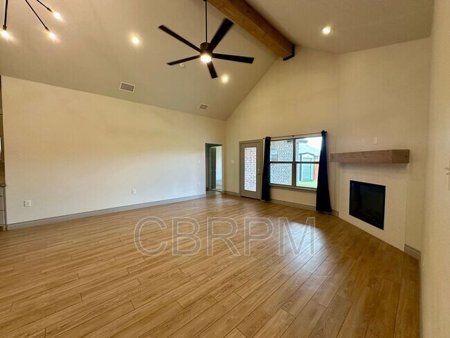 Photo - 5704 117th St