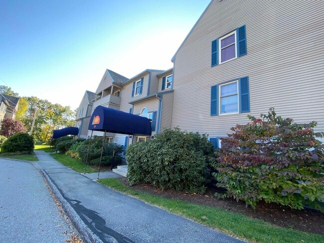 Photo - 145 Eastern Ave Unit 303