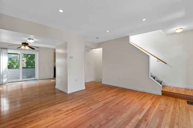 Photo - 58 Edgewood Ave