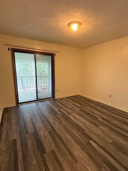 1873 Larette Dr