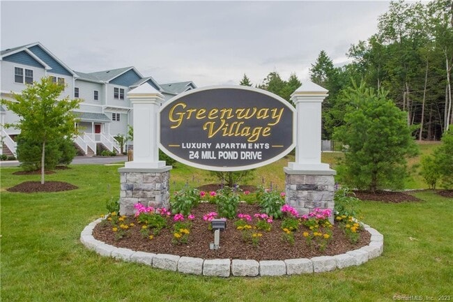 Photo - 24 Mill Pond Dr