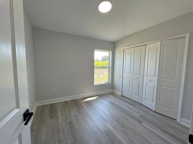 Photo - 223 Oak Ln Trk