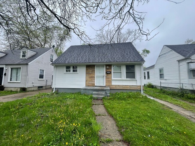 Photo - 20309 Archdale St House