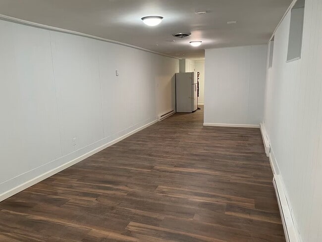 Building Photo - 103 Garfield Ave Unit 102