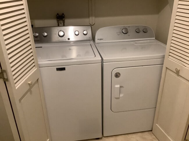 Photo - 5077 W Lake Rd