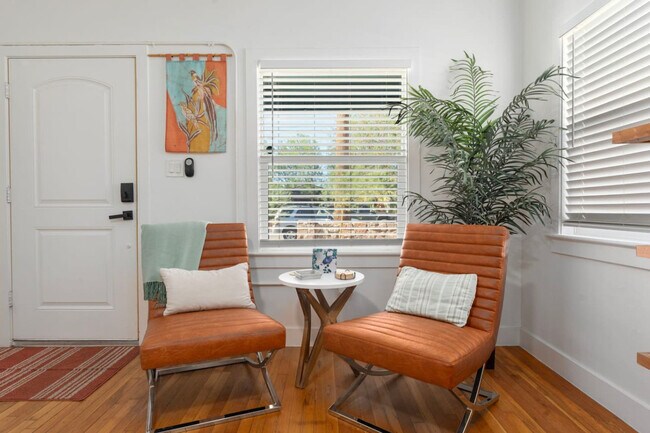 Photo - 1407 E McKinley St Unit ID1316297P