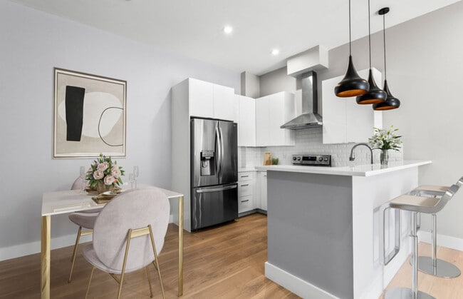 Photo - 52 Snow Hill St Unit 1