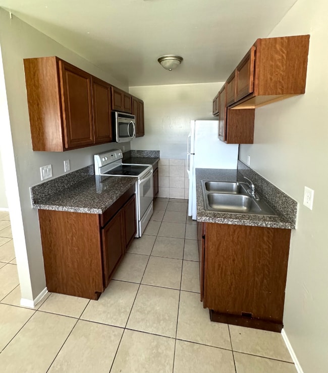 Photo - 8257 Beacon Blvd Casa