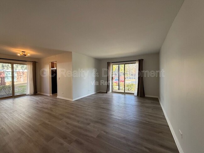 Photo - 1348 McDowell Rd Unit 104