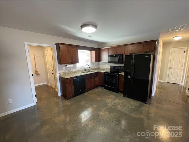 Photo - 4421 Dillbrook Ln