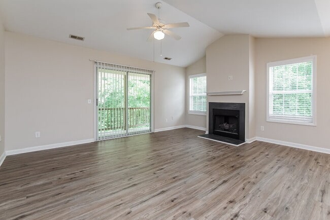 5123 Rina Ct