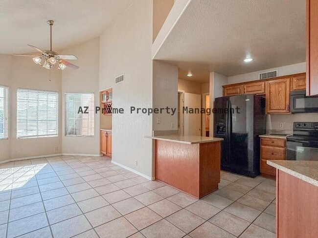 Photo - 2534 W Orchid Ln House