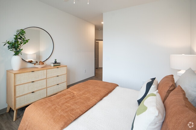 2BR, 2BA - 1,122SF - Bedroom