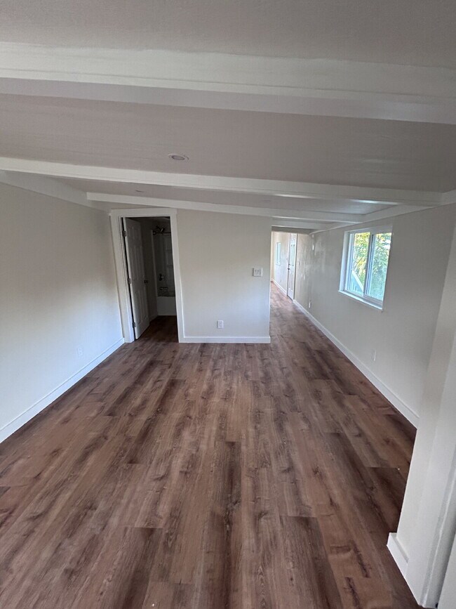 Photo - Available Now! 1bd/1ba for rent in Kapaau Unit E