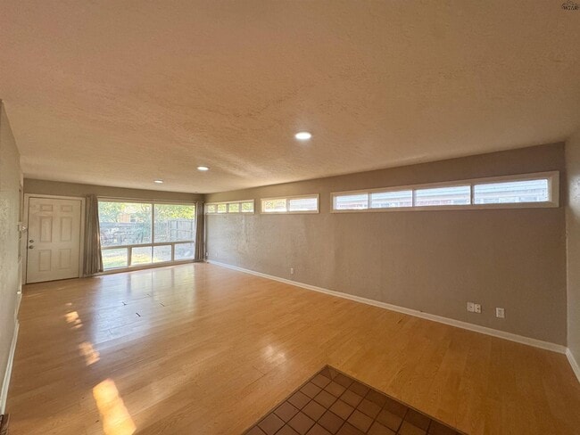 Photo - 4409 McCrory Ave