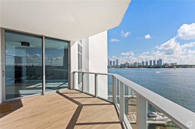 Building Photo - 17301 Biscayne Blvd Unit 607 Rental