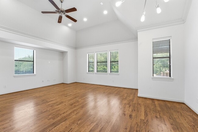 Photo - 2305 Bastrop St Unit A