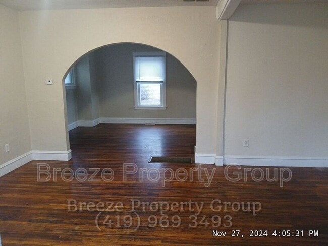 Photo - 705 Nicholas St