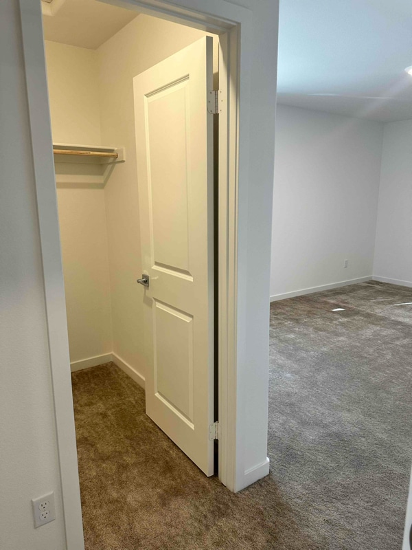 Photo - 2769 Lake Mendoza St