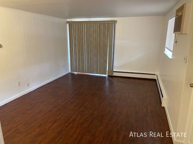 Photo - 831 E San Miguel St