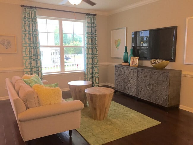 Photo - 501 Evening Star Dr