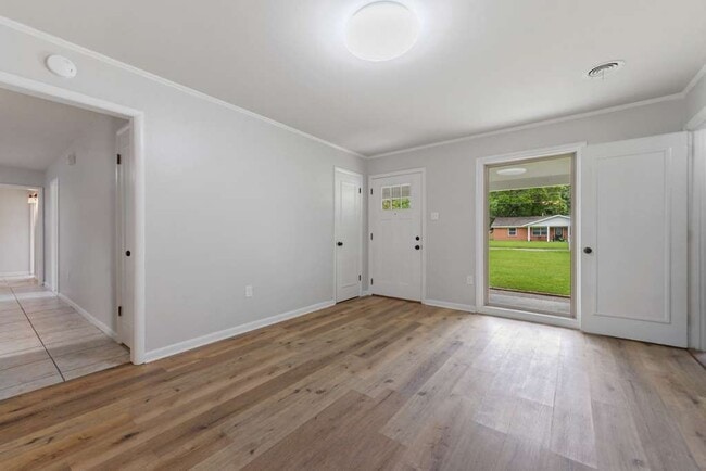 Photo - 120 Clower Ave