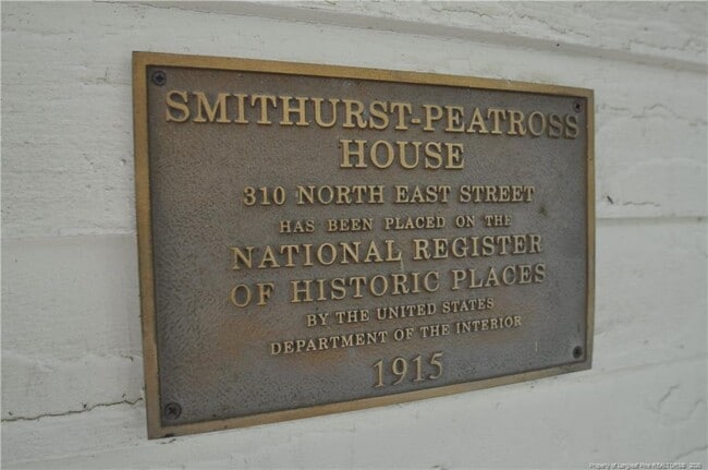 Photo - 310 N East St