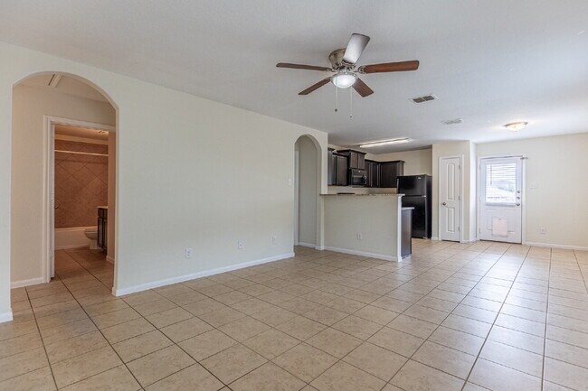 Photo - 12315 Fish Hook