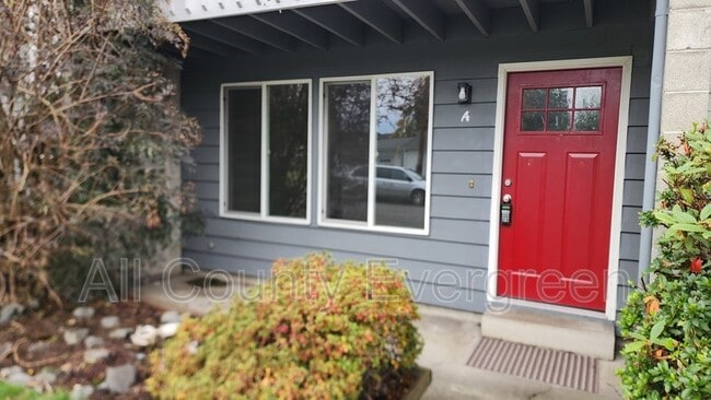 Building Photo - 1405 Wright Ave Unit A