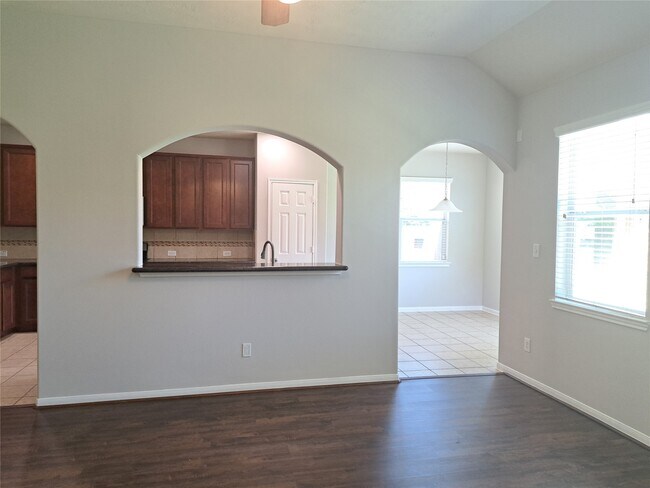 Photo - 26315 Fox Ridge Ln