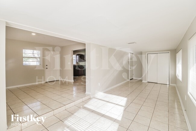 Photo - 211 W 108th Ave