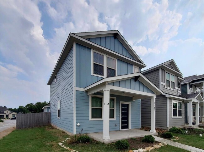 Photo - 1740 Fountain Bridge Dr Rental