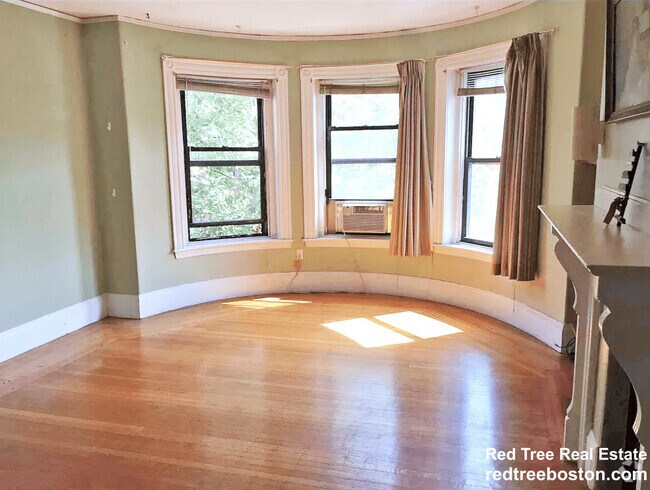 Building Photo - 429 Marlborough St Unit 3 Rental
