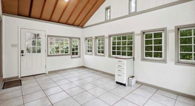 Photo - 4240 Fairview Ave