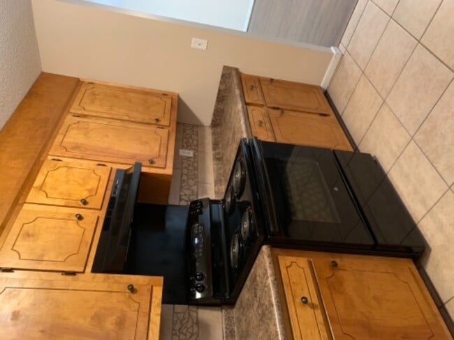 Photo - 420 Oscar St