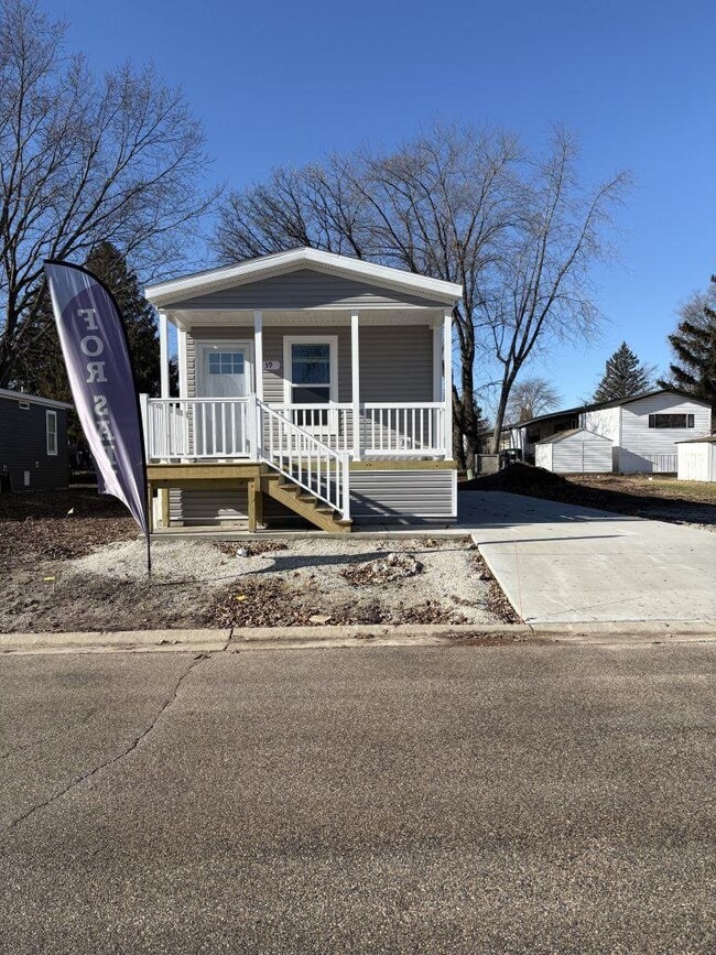 Photo - 19900 128th St