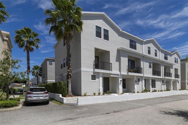 Building Photo - 12932 Brandon Coates Dr Rental