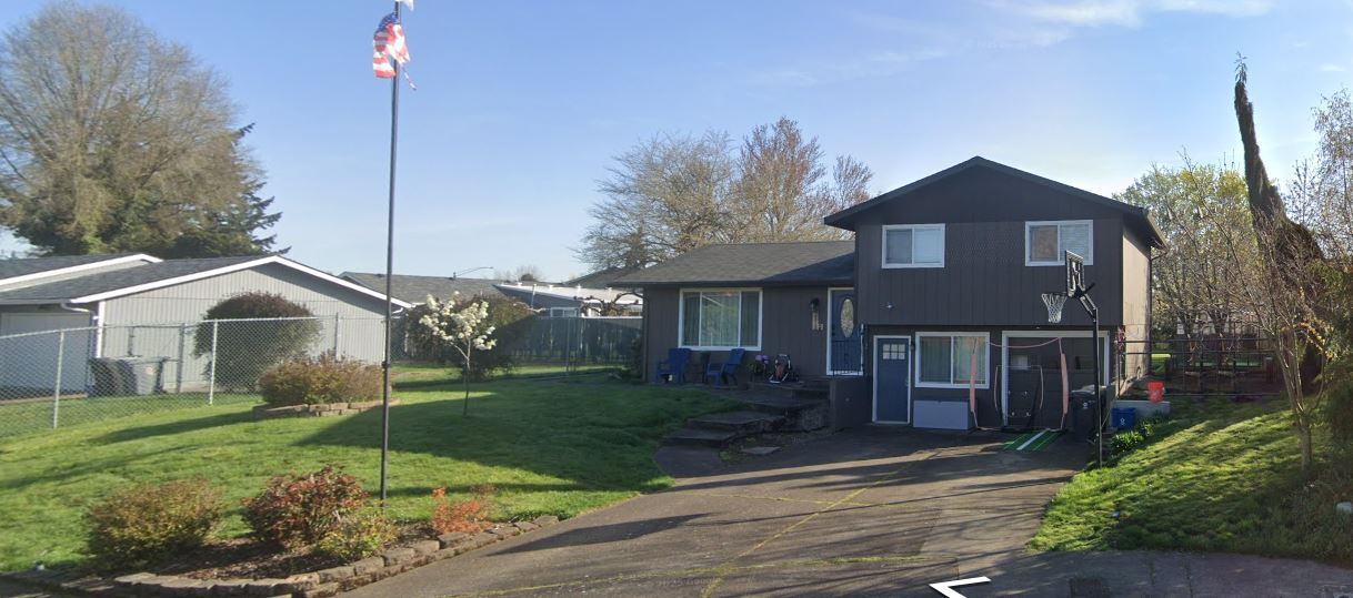 Photo - 2313 Ermine Ct SE