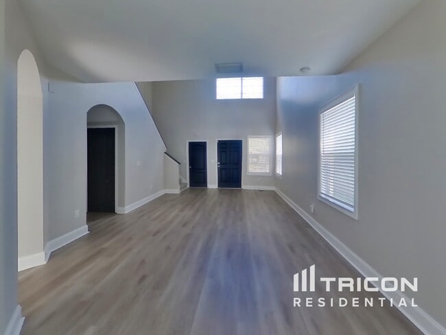 Photo - 10031 Landport Way