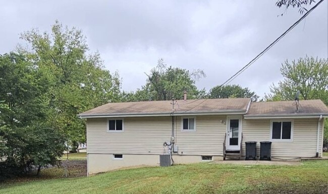 Photo - 1170 Karon Dr