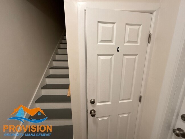 Photo - 2939 Cornwall Rd Unit C