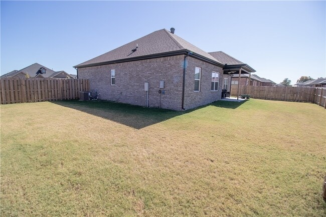 Photo - 1137 Laux Ln