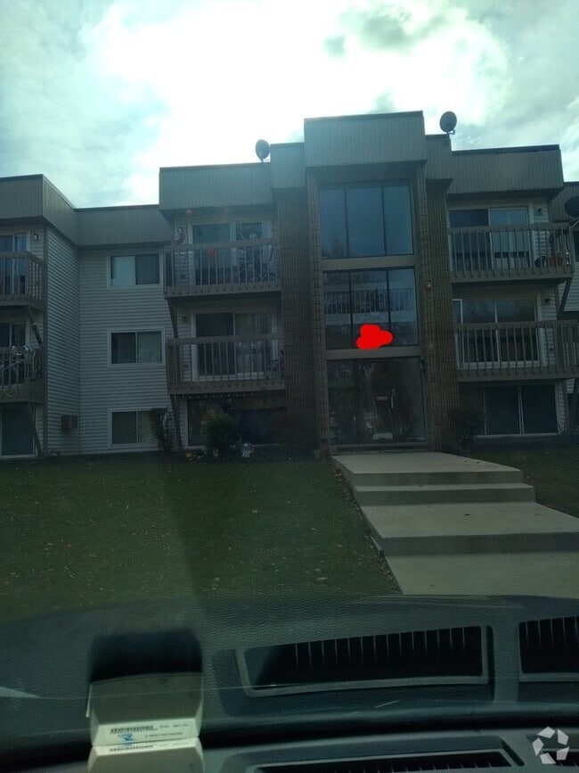Building Photo - 2337 John Rolfe Dr Unit F Rental