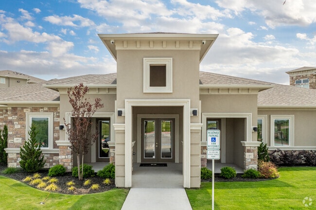 Entrance - Cross Timbers Apartments