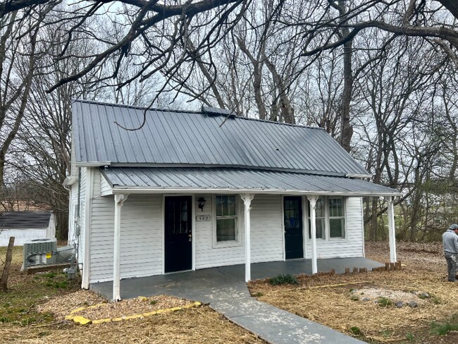 Photo - 509 S High St House