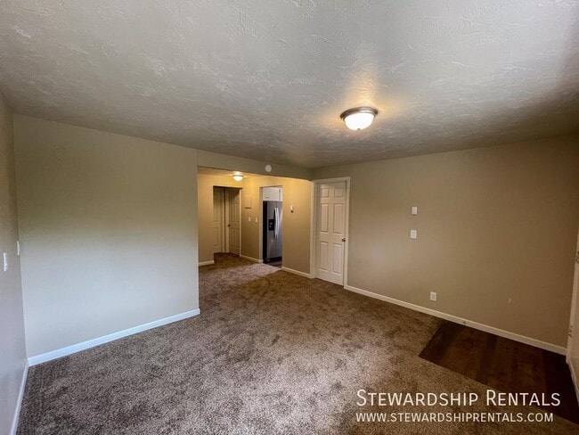 Photo - 1859 W 12th Ave